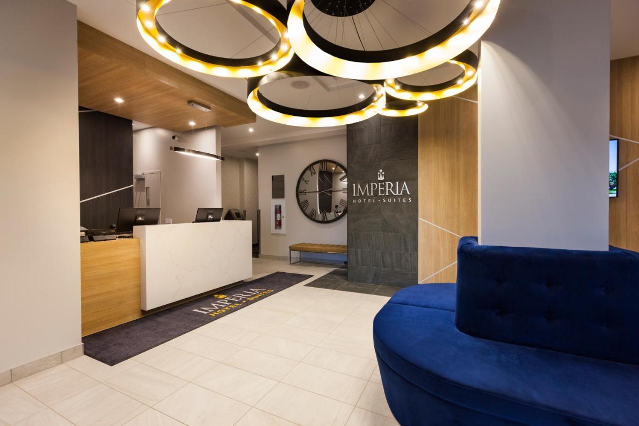 Imperia Hôtel et Suites Boucherville Extérieur photo